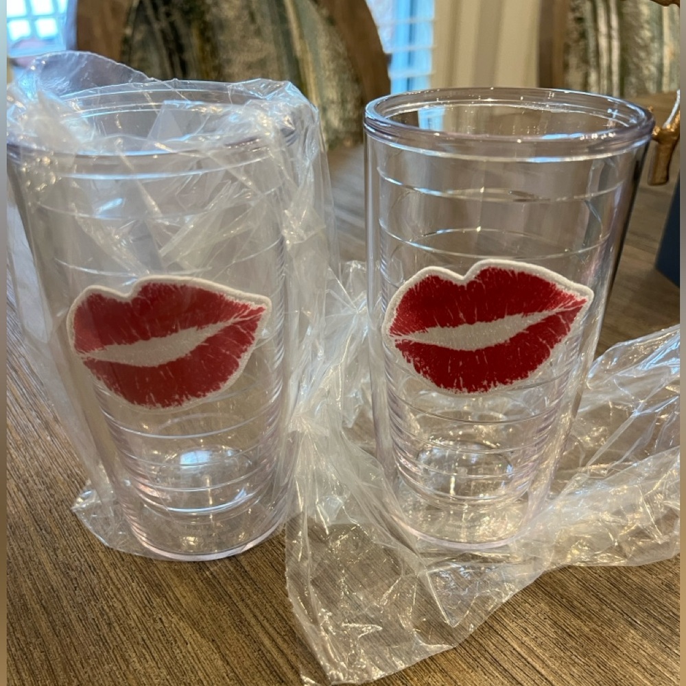 Tervis 16 oz tumblers   Brand new